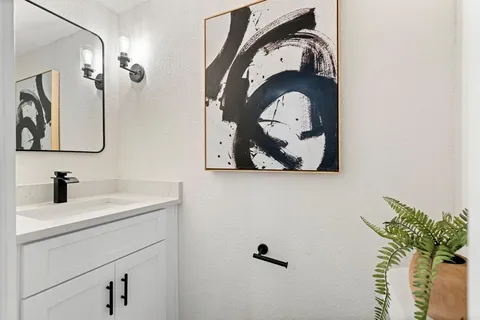 $475,000 | 5118 Breakwood Drive, Dallas, TX 75227