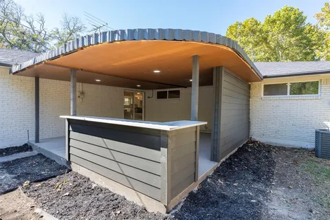 $475,000 | 5118 Breakwood Drive, Dallas, TX 75227