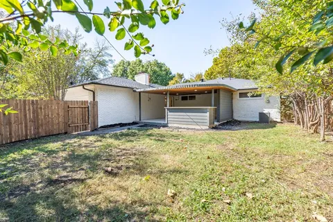 $475,000 | 5118 Breakwood Drive, Dallas, TX 75227