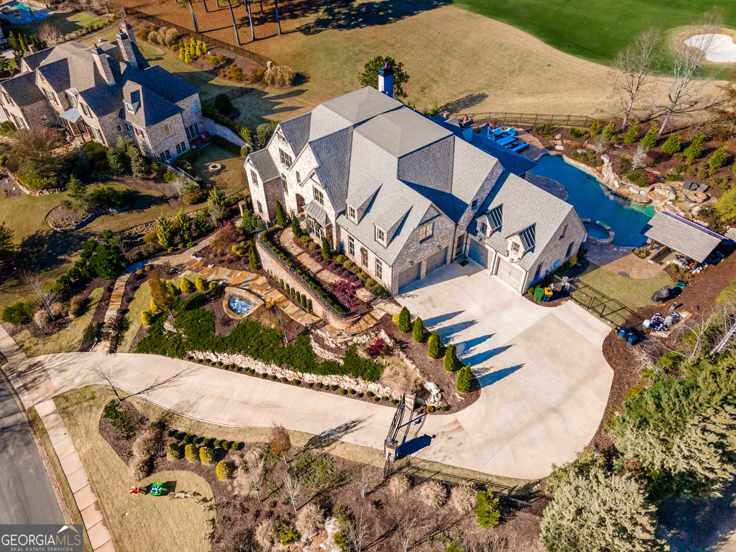 3084 Watson's Bend Milton, GA 30004 - Photo 2 of 95