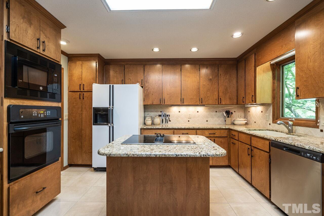 6225 Woodmark Trail Raleigh, NC 27606 - Photo 16 of 41 Gallery Image 16