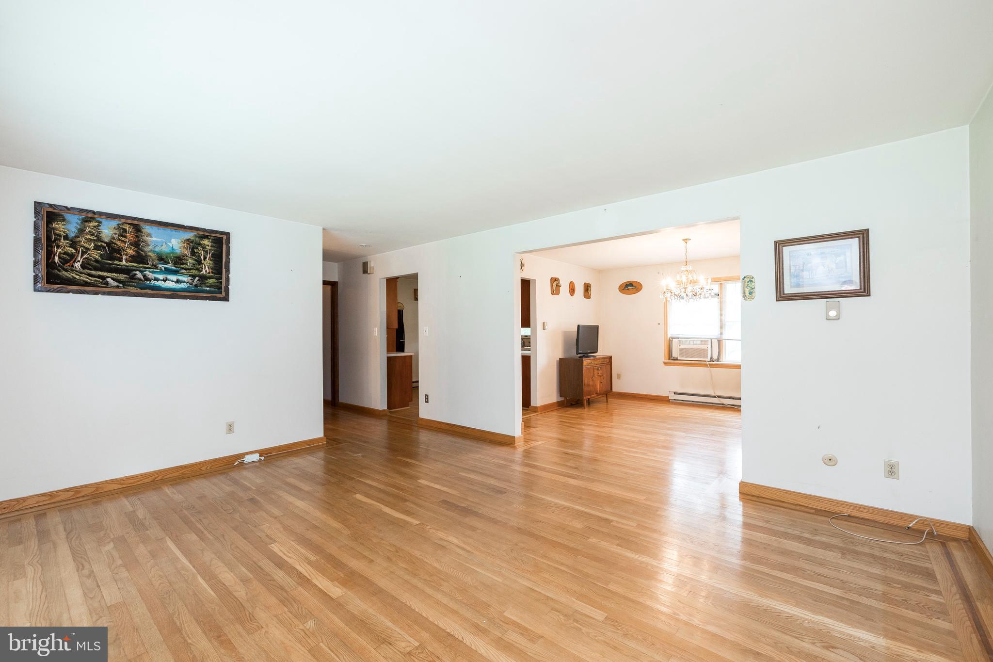 2025 Grant Road Quakertown, PA 18951 - Photo 8 of 40 Living room looking into the dining room