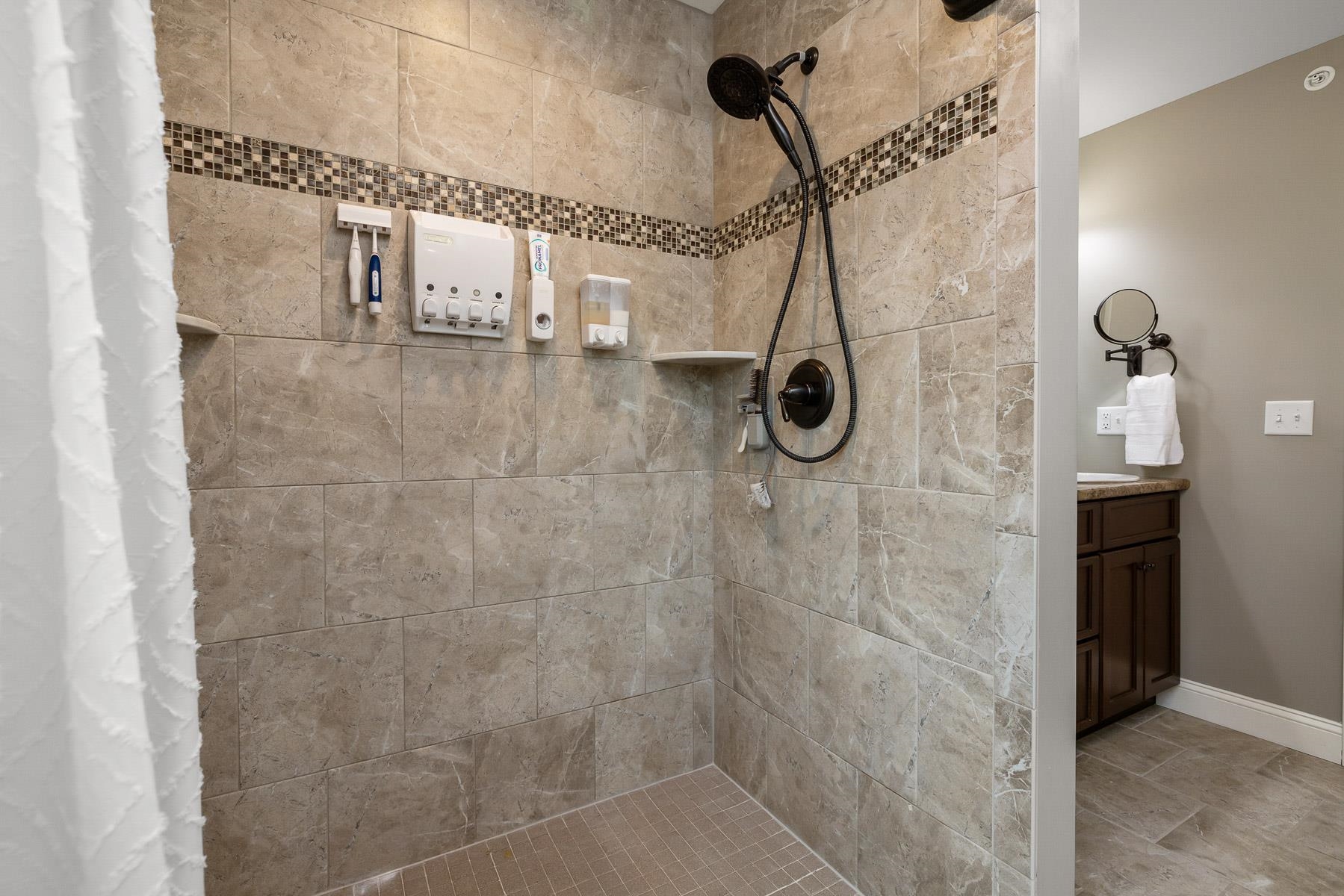 117 Mountain Road Nottingham, NH 03290 - Photo 9 of 40