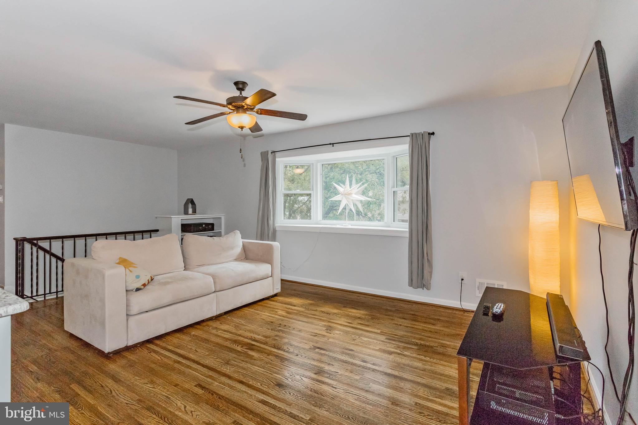 8608 Langport Drive Springfield, VA 22152 - Photo 5 of 25