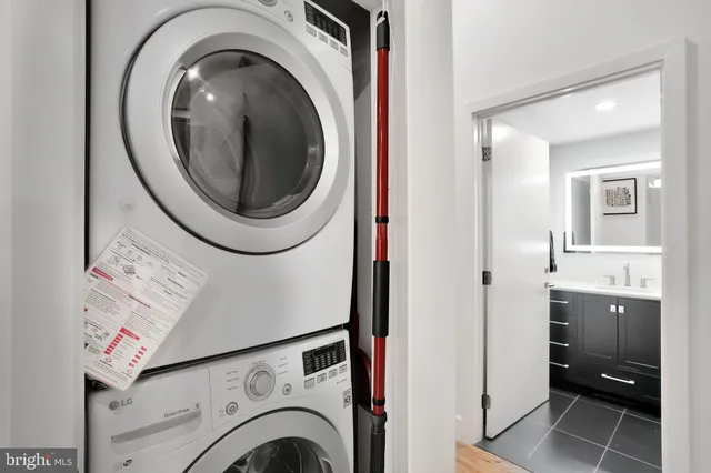 $515,000 | 1390 V Street Northwest, Unit 403, Washington, DC 20009