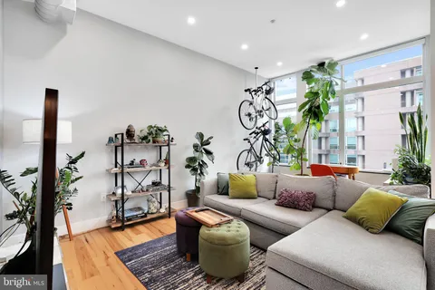 $515,000 | 1390 V Street Northwest, Unit 403, Washington, DC 20009