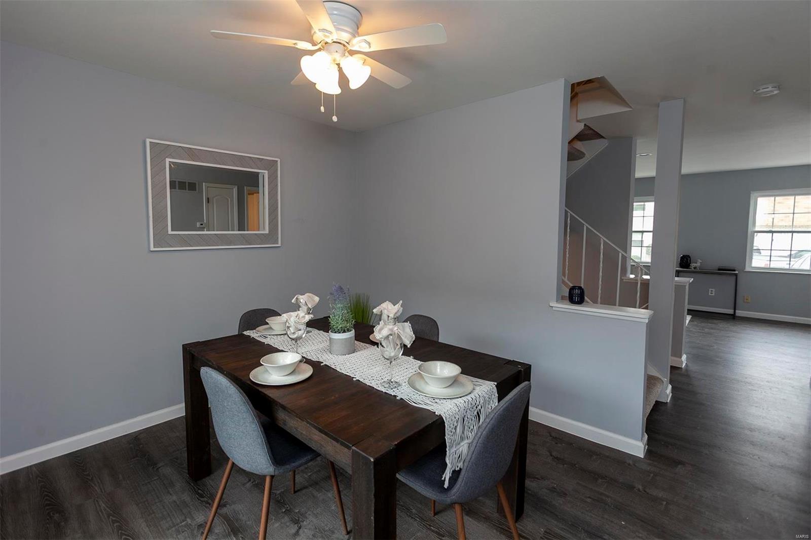 835 Portsdown Road Ballwin, MO 63011 - Photo 8 of 17 Gallery Image 8