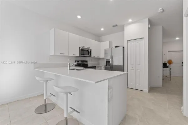 $4,500 | Westview, Miami, FL 33167