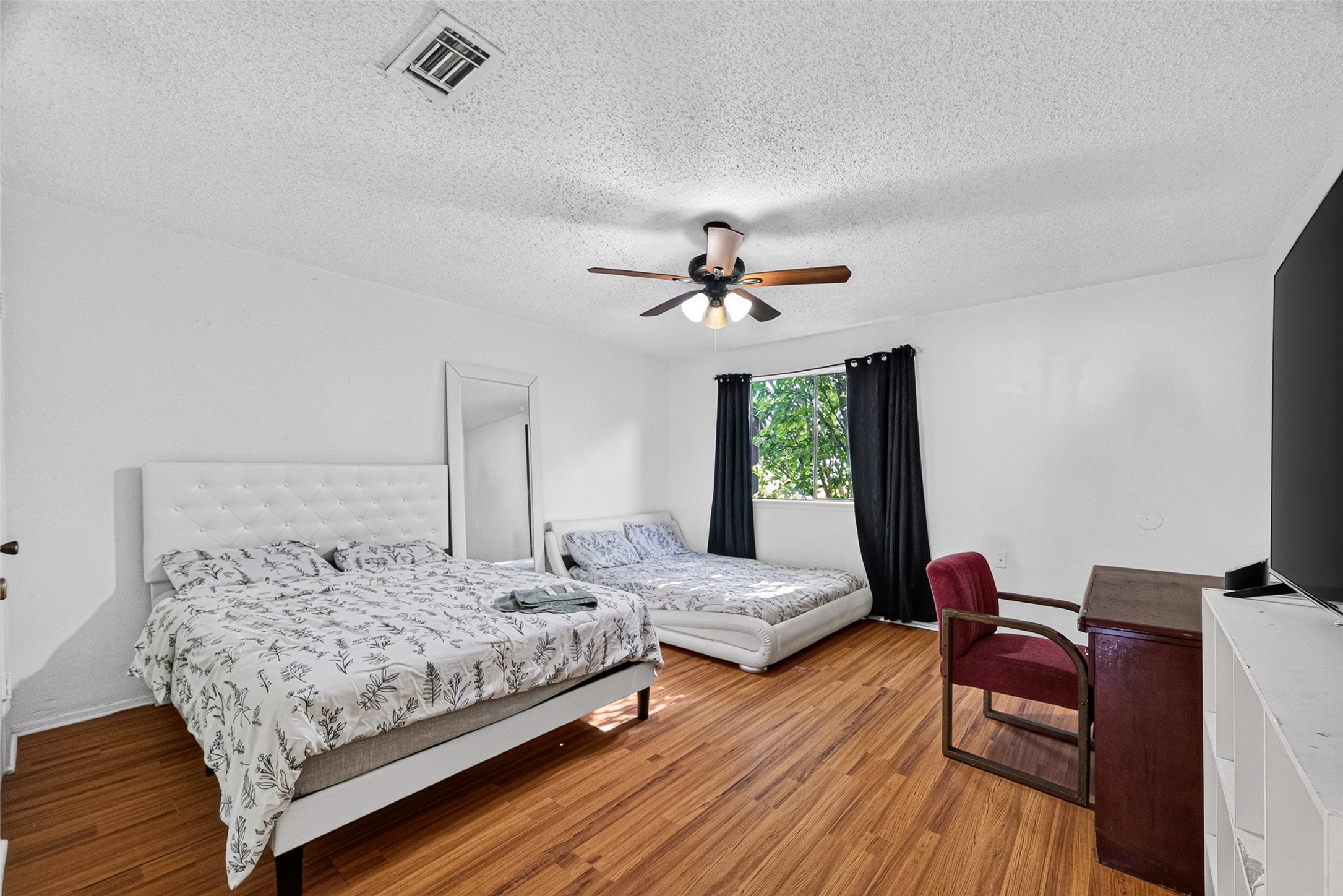 15507 Aldine Westfield Road Houston, TX 77032 - Photo 26 of 41