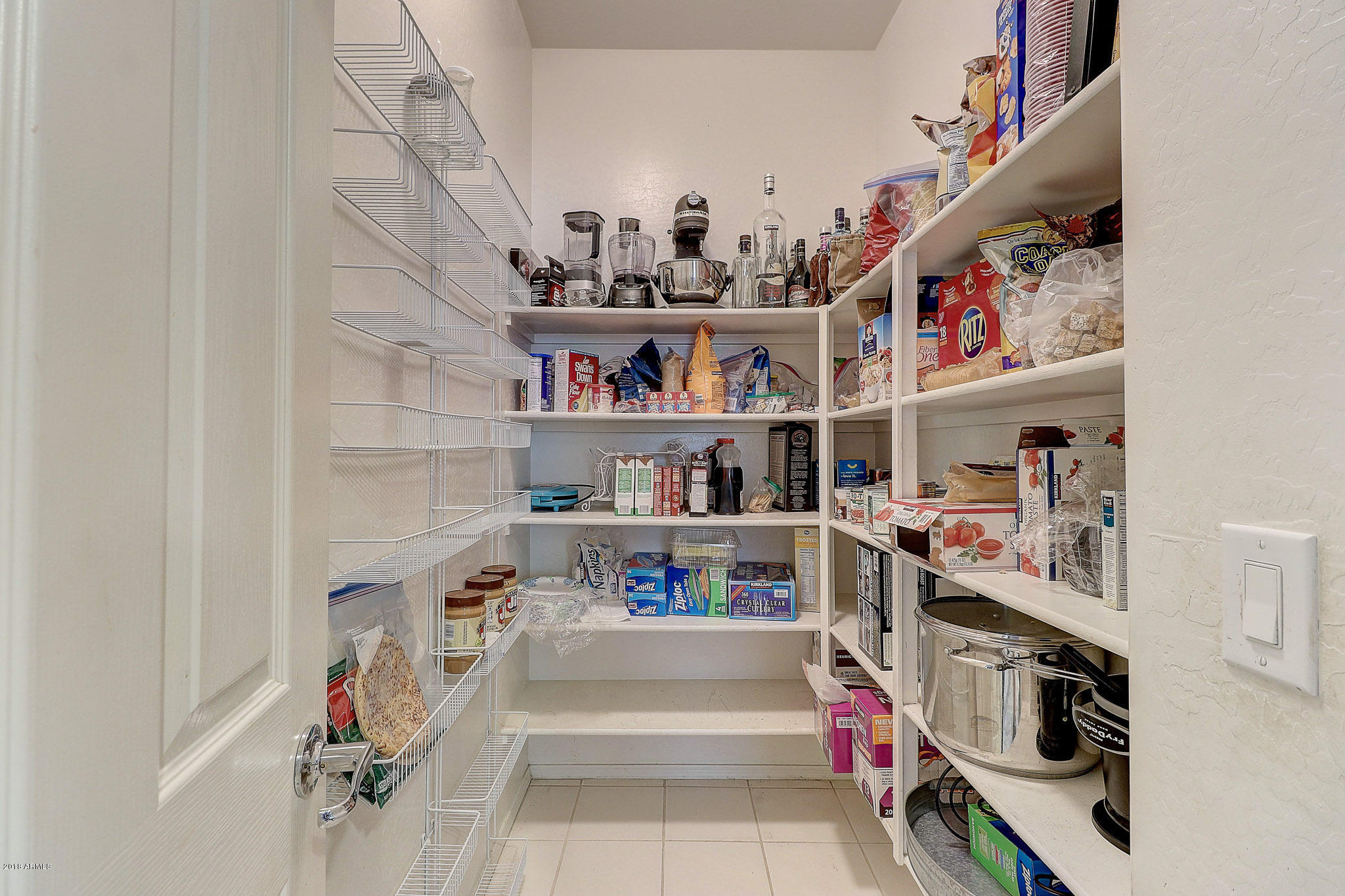 2799 East Del Rio Street Gilbert, AZ 85295 - Photo 21 of 55 Pantry