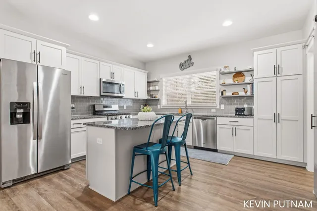 $749,000 | 160 Keewatin Way, Unit D/9, Douglas, MI 49406