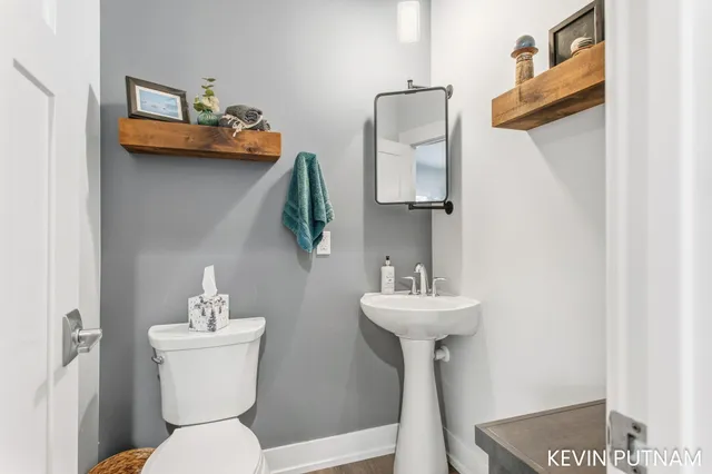 $749,000 | 160 Keewatin Way, Unit D/9, Douglas, MI 49406