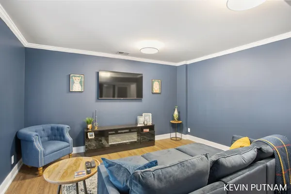 $749,000 | 160 Keewatin Way, Unit D/9, Douglas, MI 49406