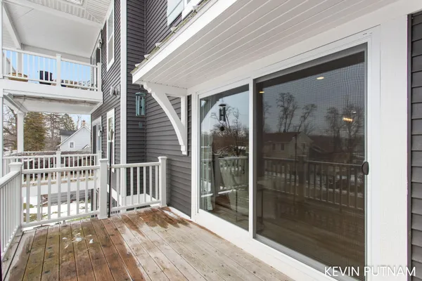 $749,000 | 160 Keewatin Way, Unit D/9, Douglas, MI 49406