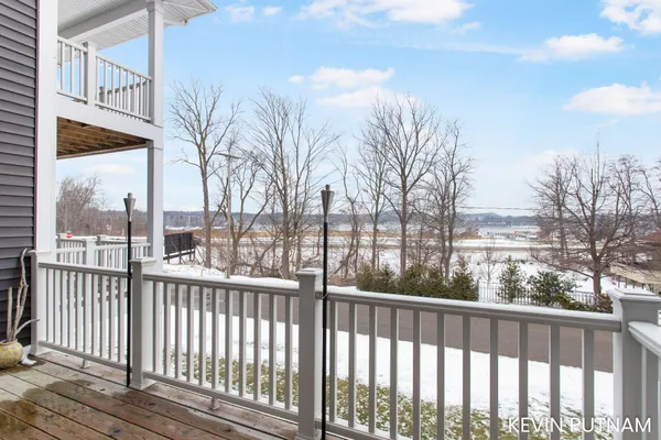 $749,000 | 160 Keewatin Way, Unit D/9, Douglas, MI 49406