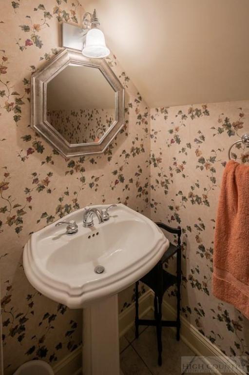 315 North Ridge Circle Boone, NC 28607 - Photo 26 of 36 Gallery Image 26