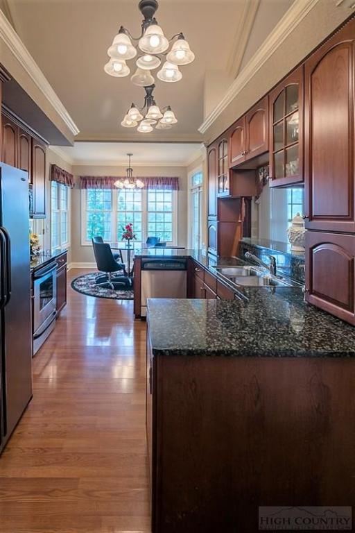 315 North Ridge Circle Boone, NC 28607 - Photo 4 of 36 Gallery Image 4
