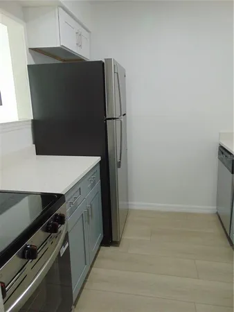 $1,150 | 9119 Tudor Drive, Unit E102, Tampa, FL 33615