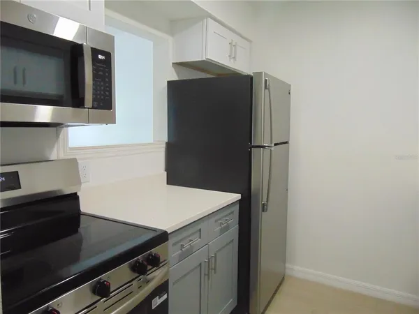 $1,150 | 9119 Tudor Drive, Unit E102, Tampa, FL 33615