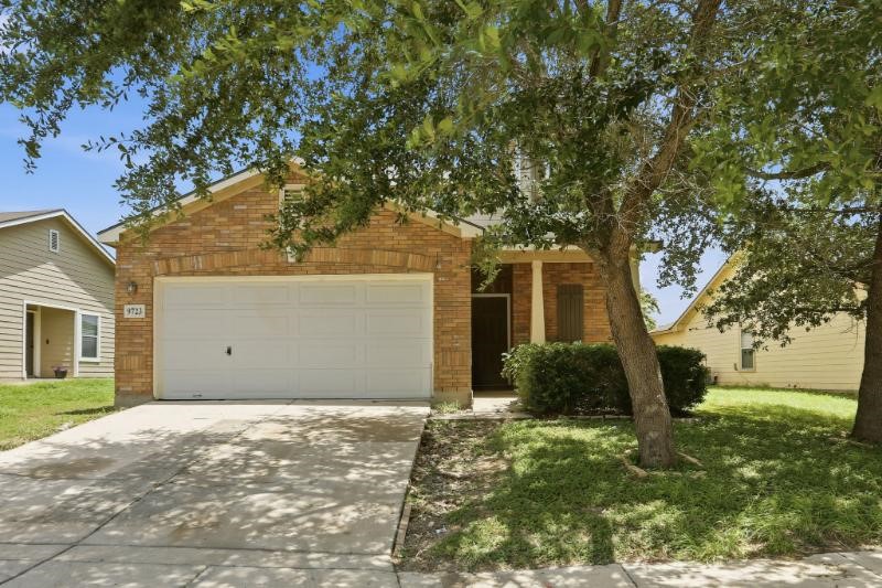 9723 Copper Rock Converse, TX 78109 - Photo 1 of 31