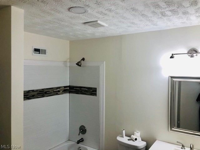 1155 Oxford Road Cleveland, OH 44121 - Photo 31 of 35 Gallery Image 31