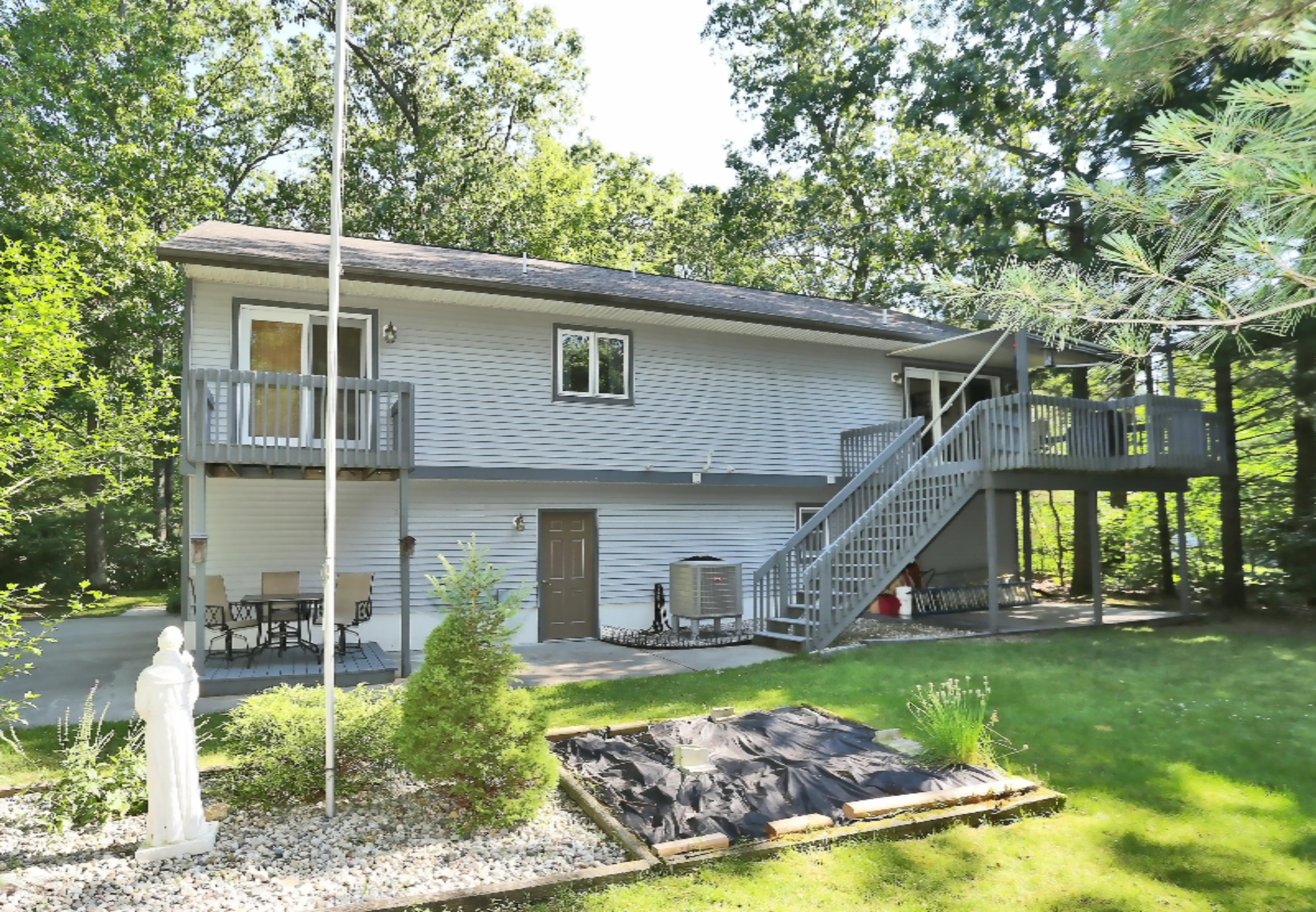 2179 Becker Road Muskegon, MI 49445 - Photo 8 of 38 IMGL7774