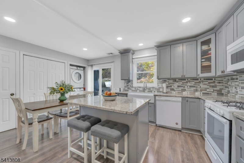 39 Delaware Road West Milford, NJ 07421 - Photo 14 of 41
