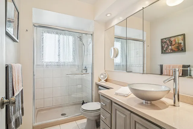 $625,000 | 214 East Ivy Lane, Arlington Heights, IL 60004