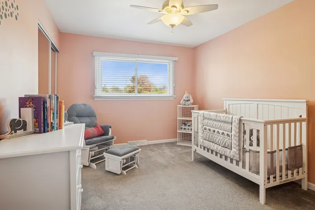 $625,000 | 214 East Ivy Lane, Arlington Heights, IL 60004