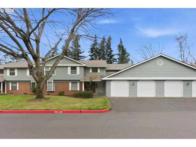 $319,000 | 512 Southwest Eastman Parkway, Gresham, OR 97080