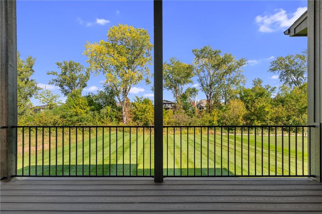 8973 Shady Bend Road Lenexa, KS 66227 - Photo 41 of 45