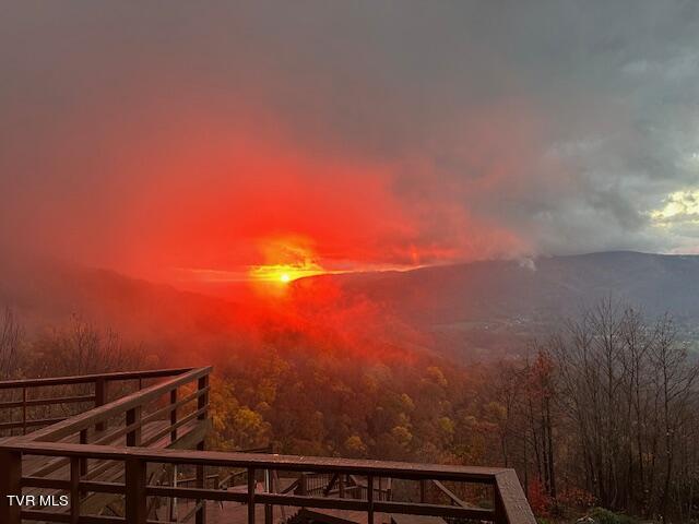 212 Upper Cliffside Drive Elizabethton, TN 37643 - Photo 99 of 130 IMG_0077