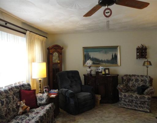 103 Rancindin Drive Butler, PA 16002 - Photo 4 of 18 Living Room.
