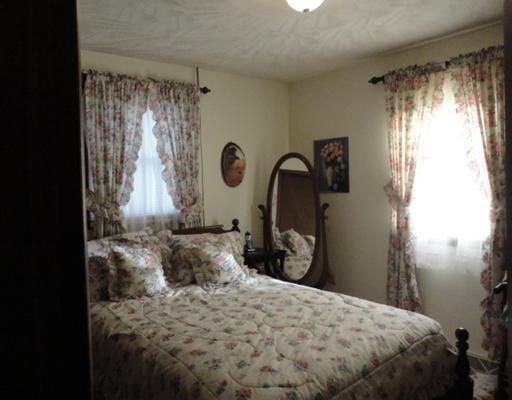 103 Rancindin Drive Butler, PA 16002 - Photo 9 of 18 Bedroom.