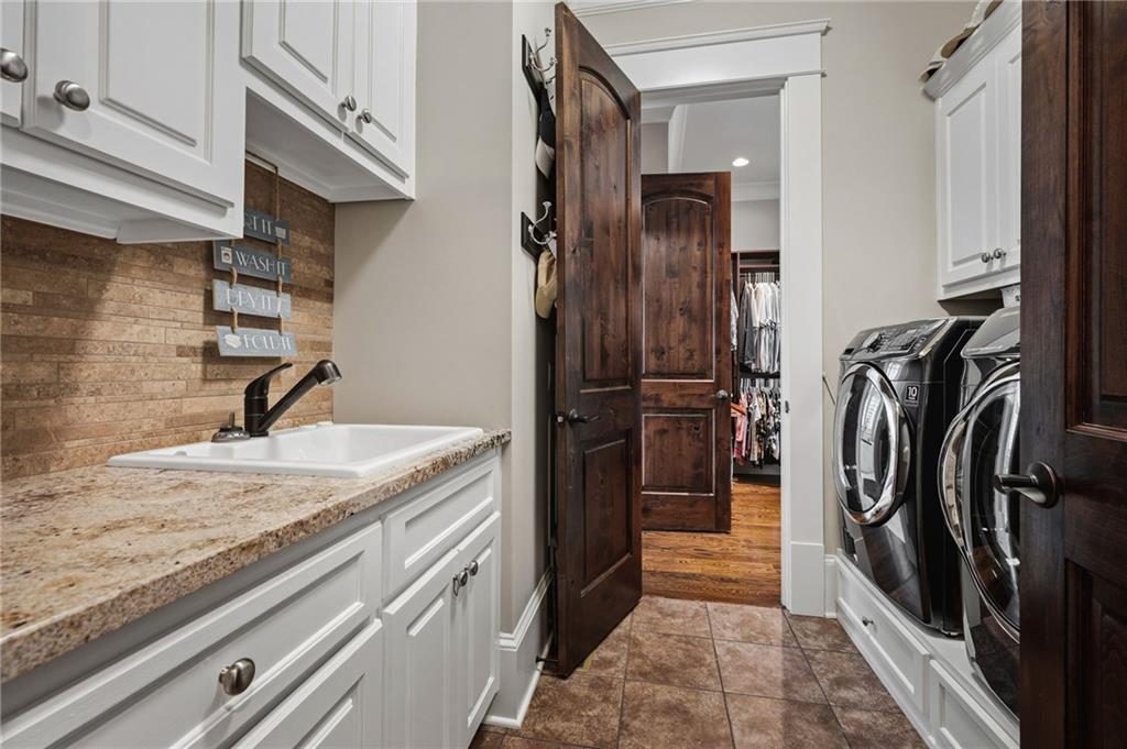 263 Hanson Way Northwest Marietta, GA 30064 - Photo 36 of 84