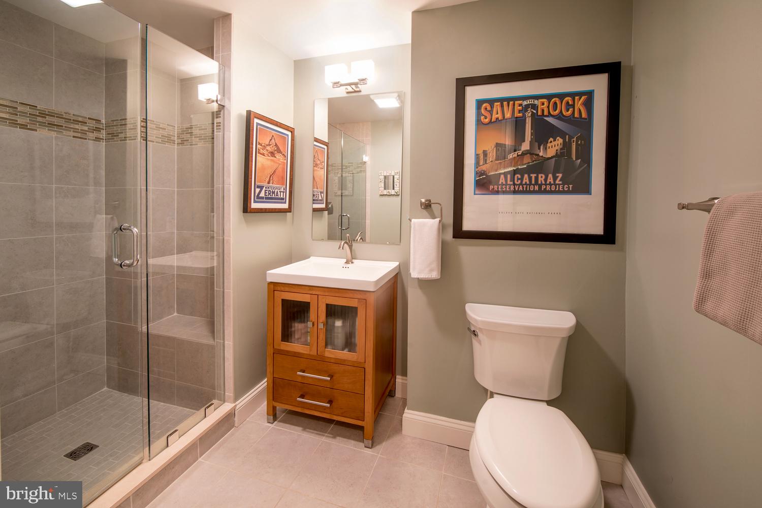 200 Glenn Road Ardmore, PA 19003 - Photo 27 of 49 Full Hall Bathroom across from Bedroom 3