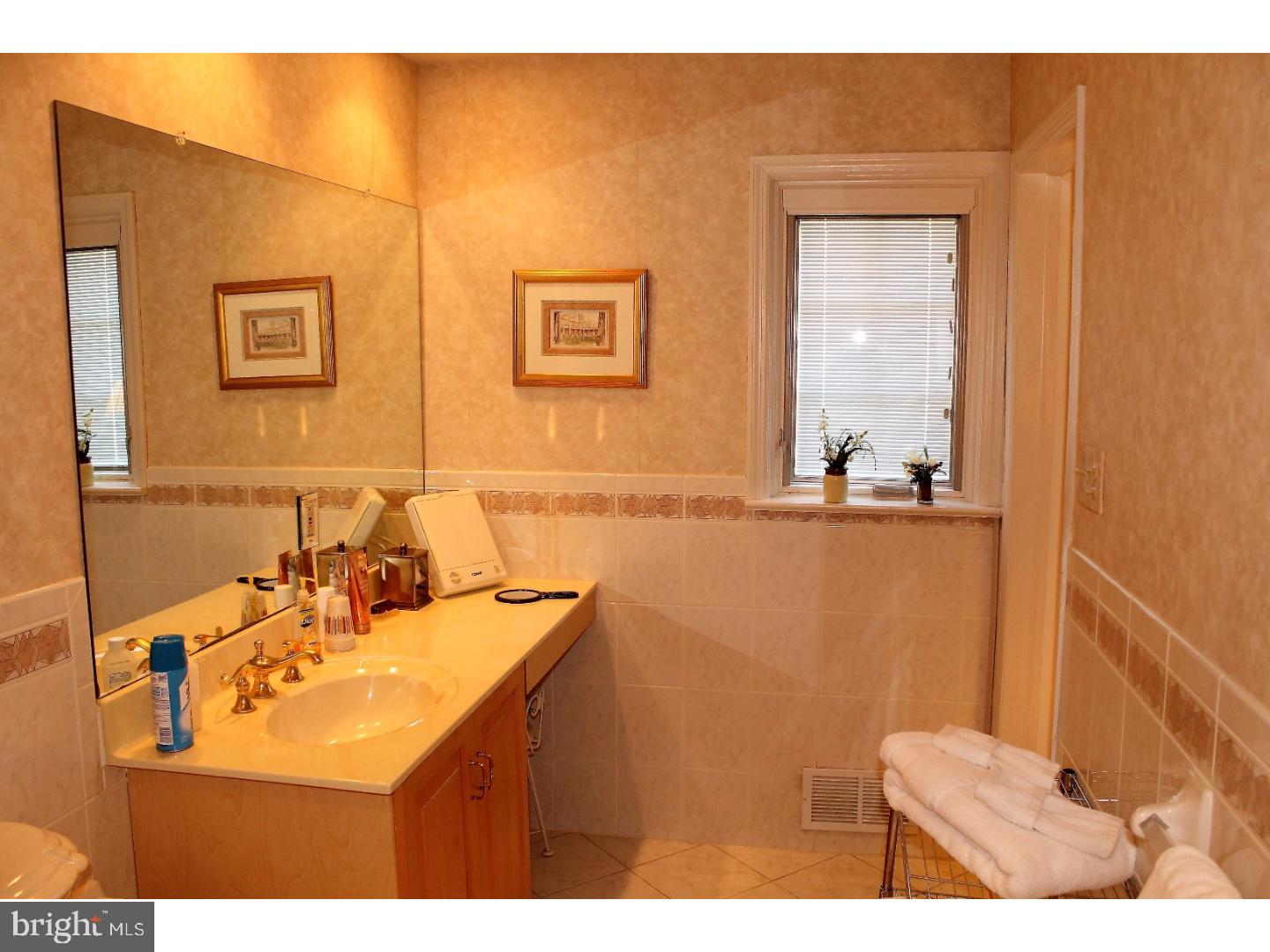 24 St Davids Road Cherry Hill, NJ 08002 - Photo 17 of 25 Gallery Image 17