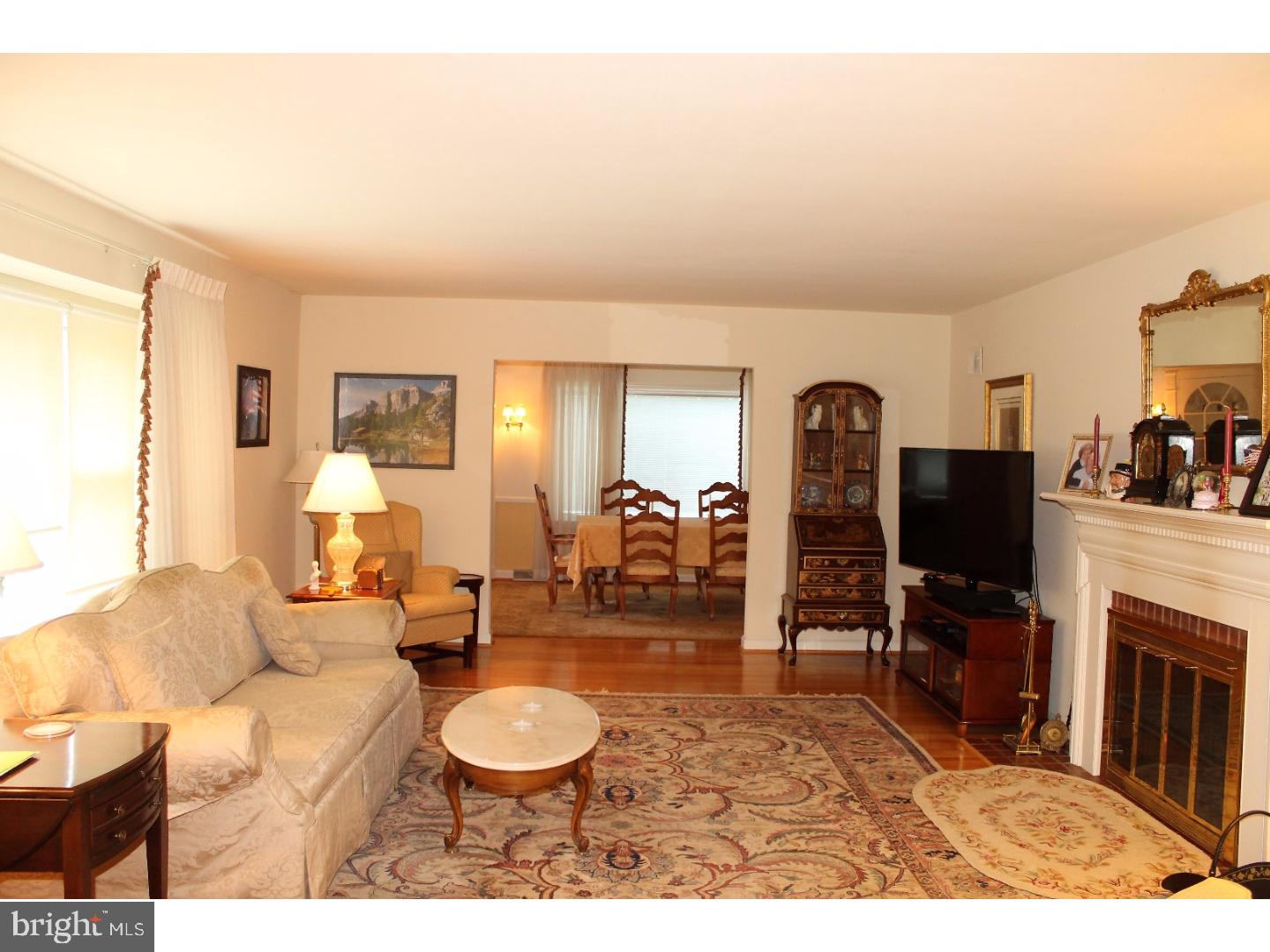 24 St Davids Road Cherry Hill, NJ 08002 - Photo 4 of 25 Gallery Image 4