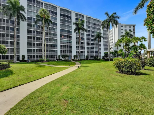$4,500 | 3300 South Ocean Boulevard, Unit 1021C, Highland Beach, FL 33487