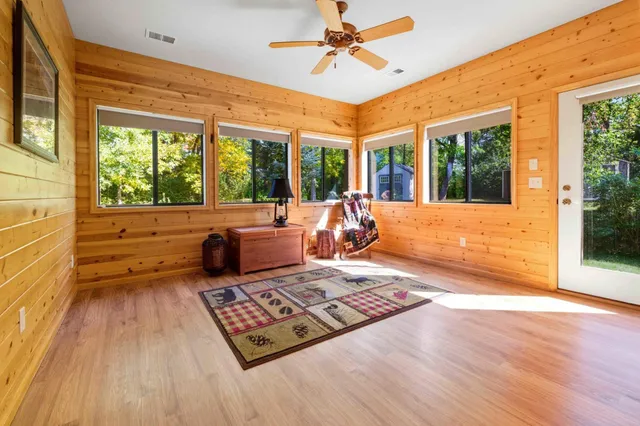 $489,000 | 12 Deblock Drive, Crosby, MN 56441