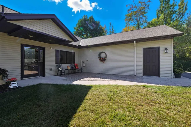 $489,000 | 12 Deblock Drive, Crosby, MN 56441