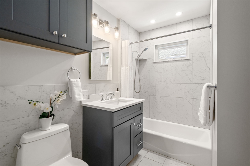 37-39 Puritan Road Somerville, MA 02145 - Photo 6 of 41