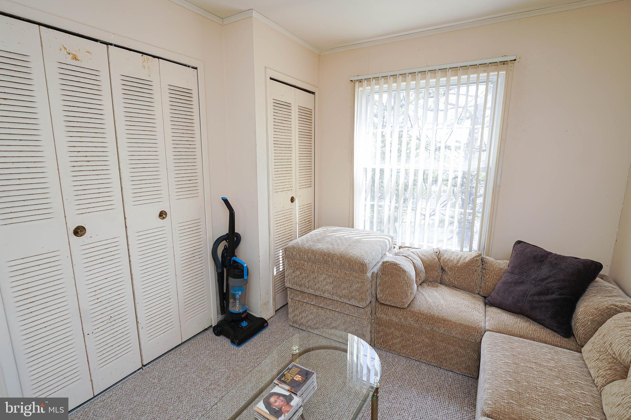 113 Jamestown Road, Unit D1 Ocean City, MD 21842 - Photo 29 of 46 bedroom 2 - currently used as a den