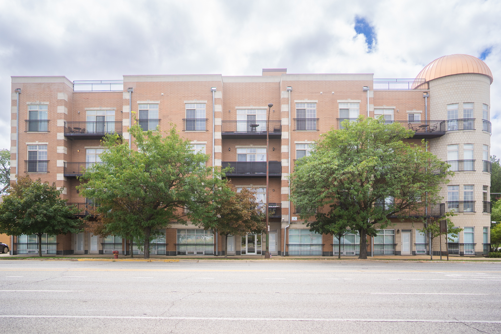 6421 West Touhy Avenue, Unit 4B Chicago, IL 60646 - Photo 1 of 24 a view of a city