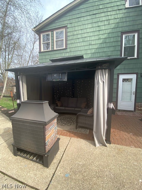 890 Beverly Road Cleveland Heights, OH 44121 - Photo 17 of 25 Outdoor Gazebo