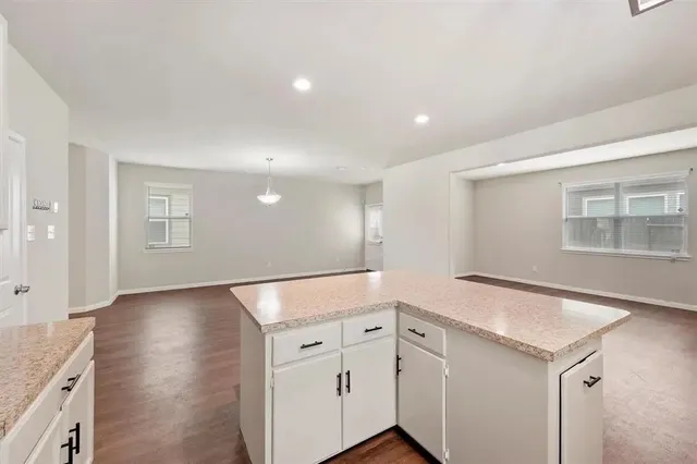 $2,000 | 5710 Esk River Trail, Katy, TX 77449