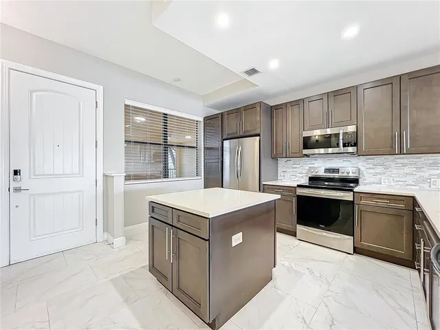 $369,000 | 16300 County Road 455, Unit 712, Montverde, FL 34756