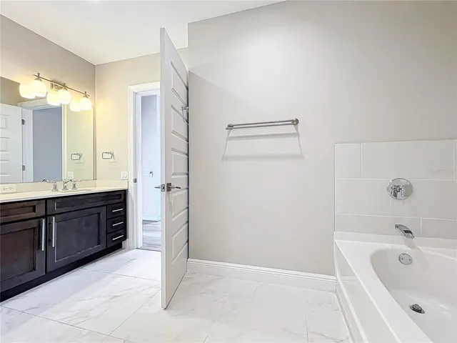 $369,000 | 16300 County Road 455, Unit 712, Montverde, FL 34756