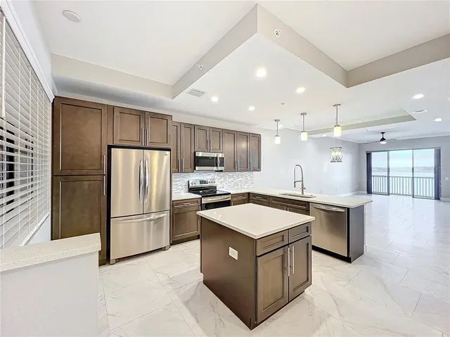 $369,000 | 16300 County Road 455, Unit 712, Montverde, FL 34756