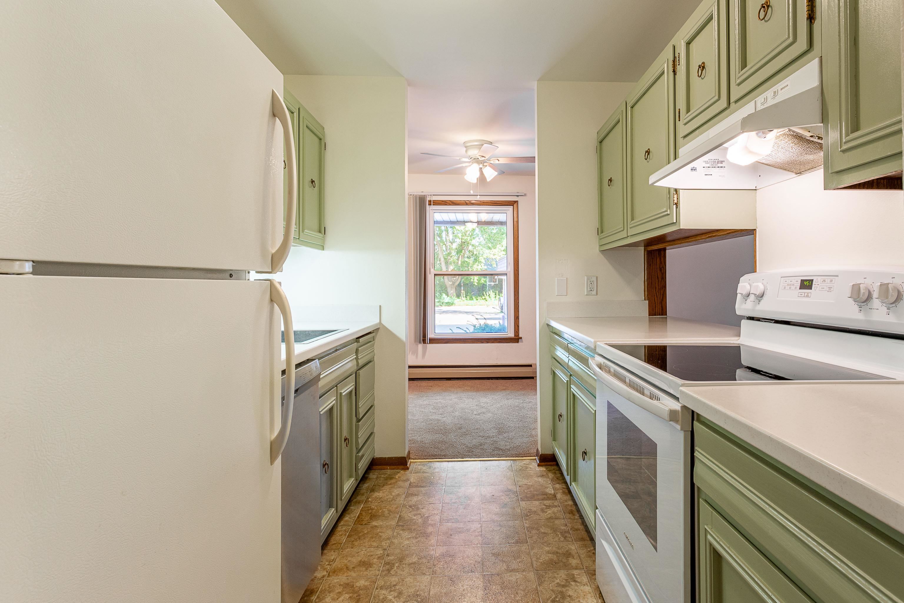 5101 Mineral Point Road, Unit 8 Madison, WI 53711 - Photo 3 of 23